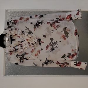 WHBM size 2 long sleeve floral blouse